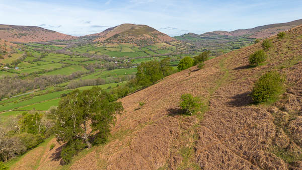 Ideal Mountain Location near Brecon, Crickhowell, Abergavenny, Talgarth and Hay on Wye